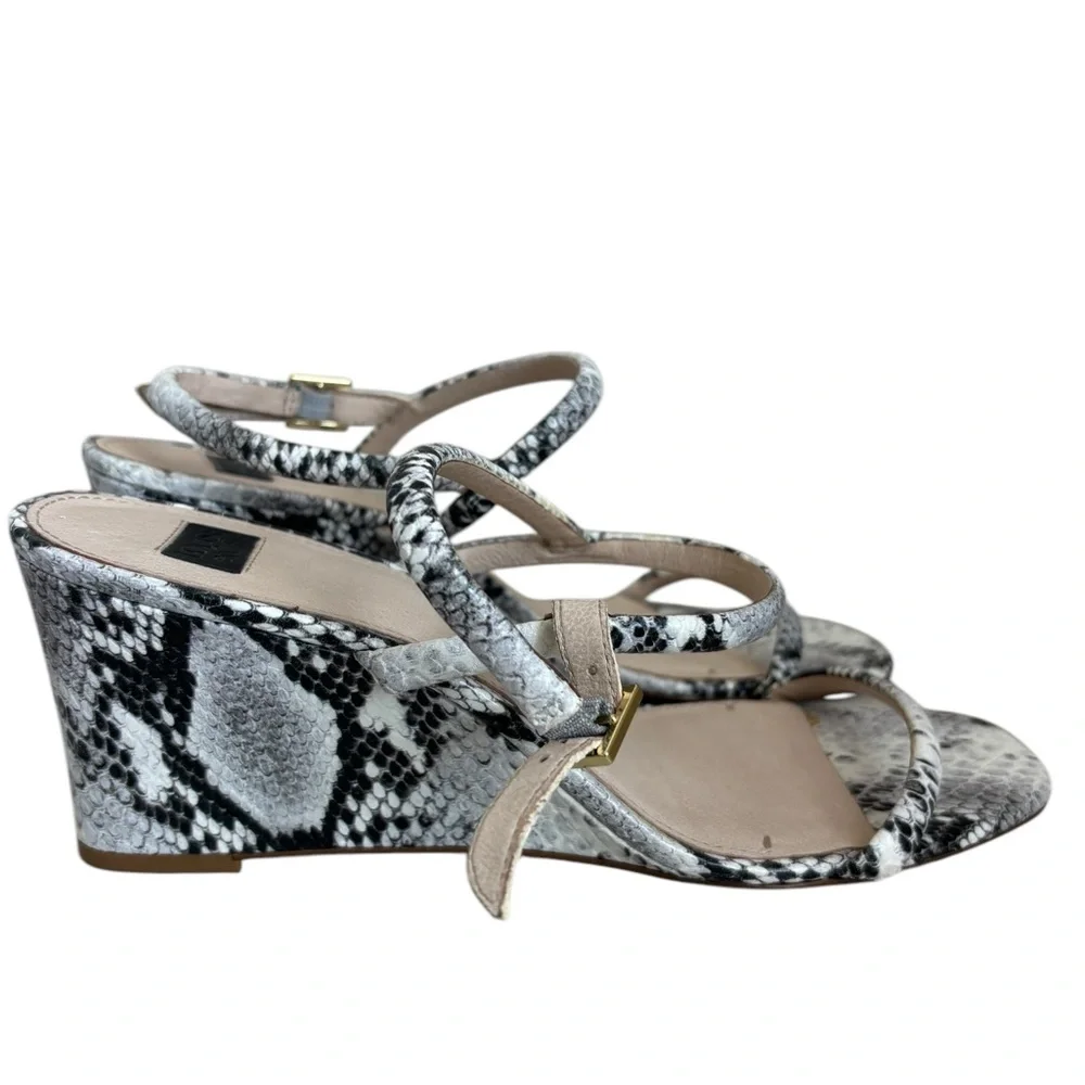 Louise et Cie 'Quinley' Snakeskin Sandals Square Toe Wedges Small Heel Size 10